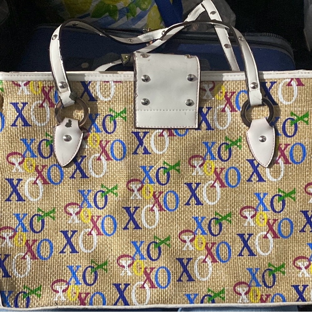 Vintage xoxo purse in fair condition - Picture 5 of 5